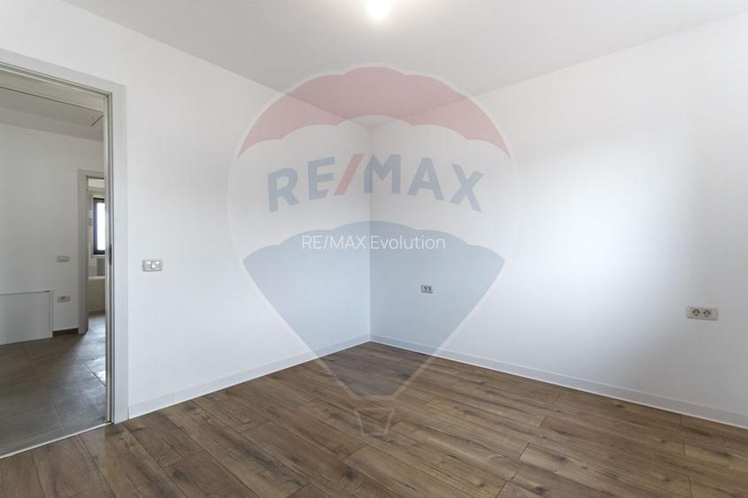 DUPLEX 8 camere de vanzare| Constructie noua| Izvor, BV | Comision 0% - 50