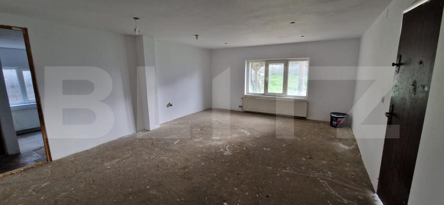 Casa P+M, 240 mp utili, teren 1000 mp, front 20 ml, zona Drumul Muntenilor