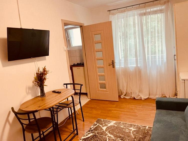 Garsoniera Unirii - Alba Iulia, mobilată si utilată modern, renovată, curată