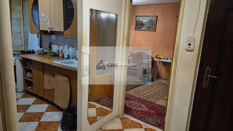 Apartamnet 3 camere 69mp, decomandat, Zona Fizicienilor - 2