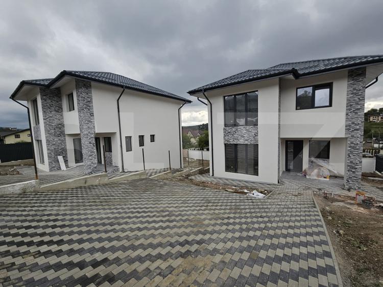 Casa de lux in Iasi 4 camere,  zona Bucium