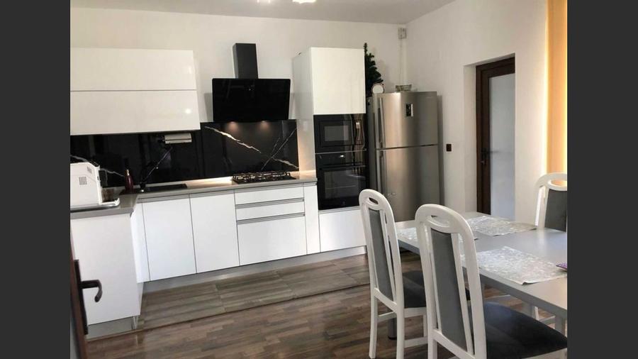 House for sale, 5 Rooms, 180 sqm, 810 sqm, Oradea