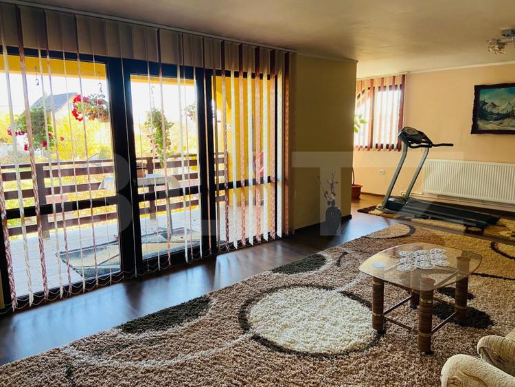 Vila Mitocu Dragomirnei, 286 mp utili, 6 camere, 25 ari teren