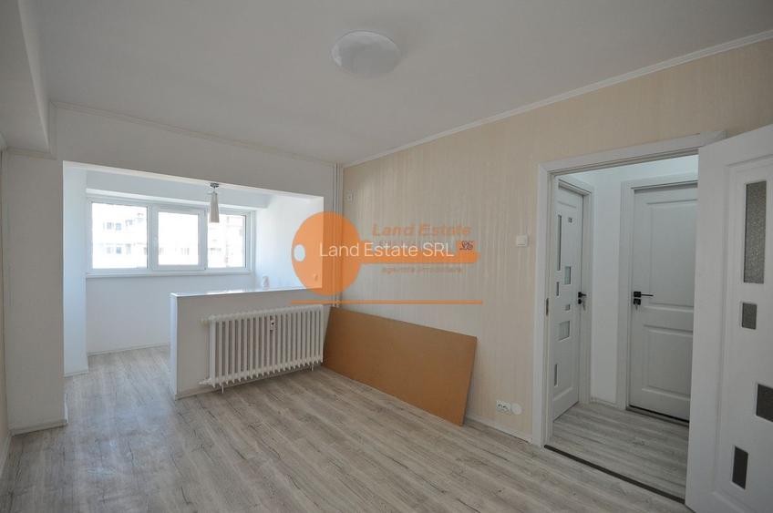 Apartament cu 3 camere in zona Pacii-Apusului