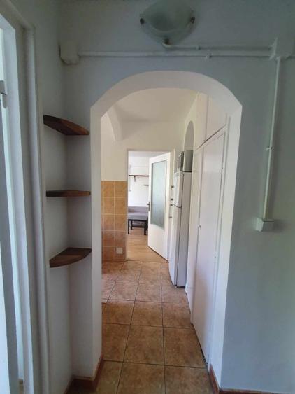 Chirie 2 camere in Apartament 3 camere + living, pentru fete. Manastur, 200 EUR/