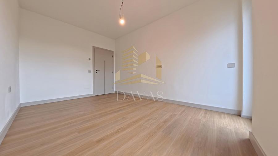 Apartament de 3 camere semidecomandat | Elite Junior