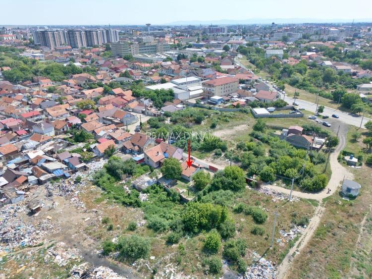 Casă de renovat sau demolat, cu teren de 601 mp, în Arad - 7