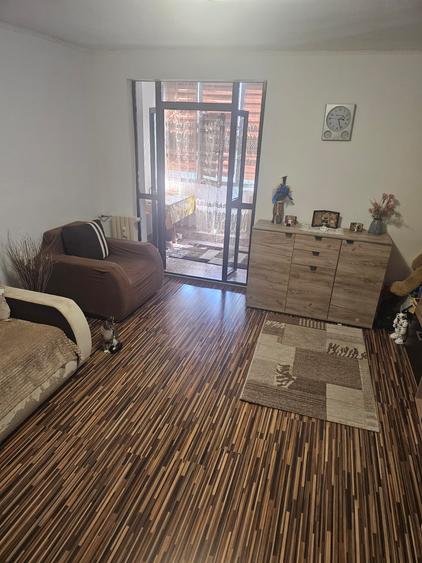 GARSONIERĂ ETAJ 1 | 33 MP | MOBILATĂ ȘI UTILATĂ - FAR