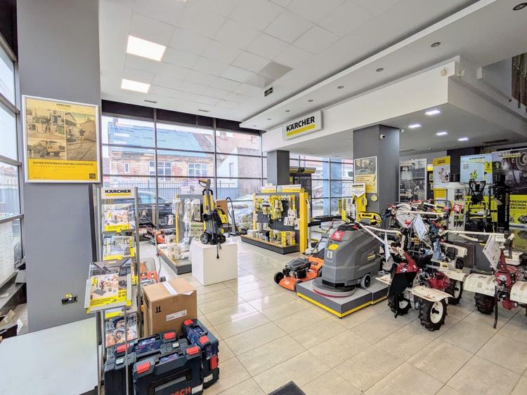 Cladire mixta de birouri si spatii comerciale - Comision 0%