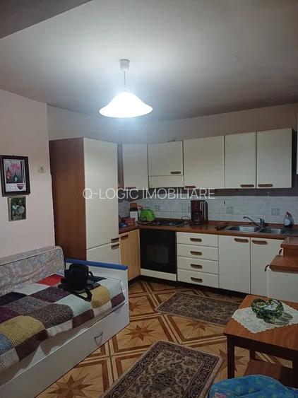 Apartament 2 camere liber la vanzare zona Patria
