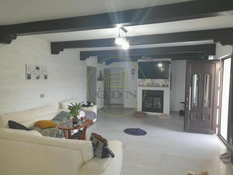 Casa noua 8 camere de vanzare in Victoria jud. Brasov