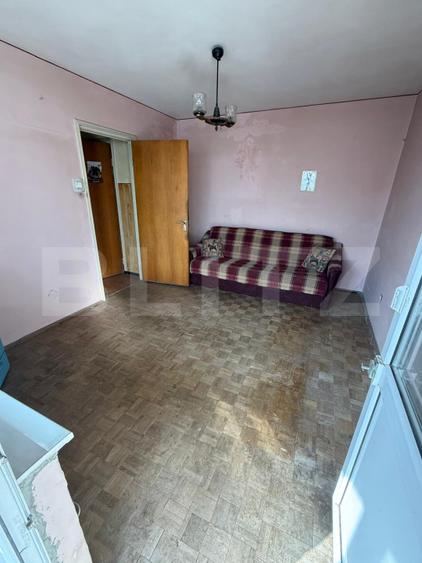 Apartament 2 camere, etaj intermediar, zona centrala, lift nou