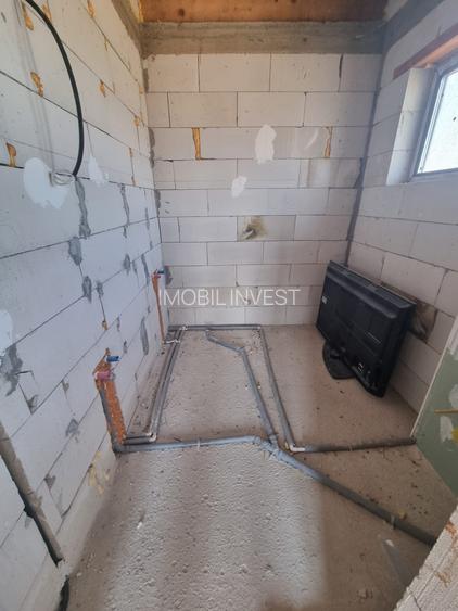 Casă P+E+Subsol– 8 camere, 284 mp utili, 500 mp teren - 2