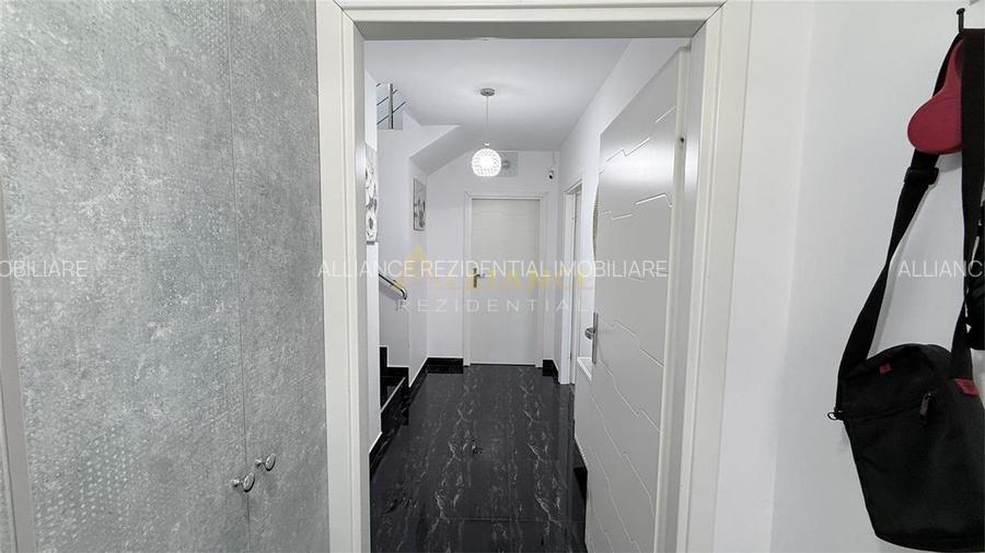 Casa Individuala - 4 camere - 2 bai - 250mp teren - 4