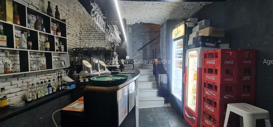 Imchiriez spatiu pretabil pentru bar,cafenea situat ultracentral,la demisol,80m - 4
