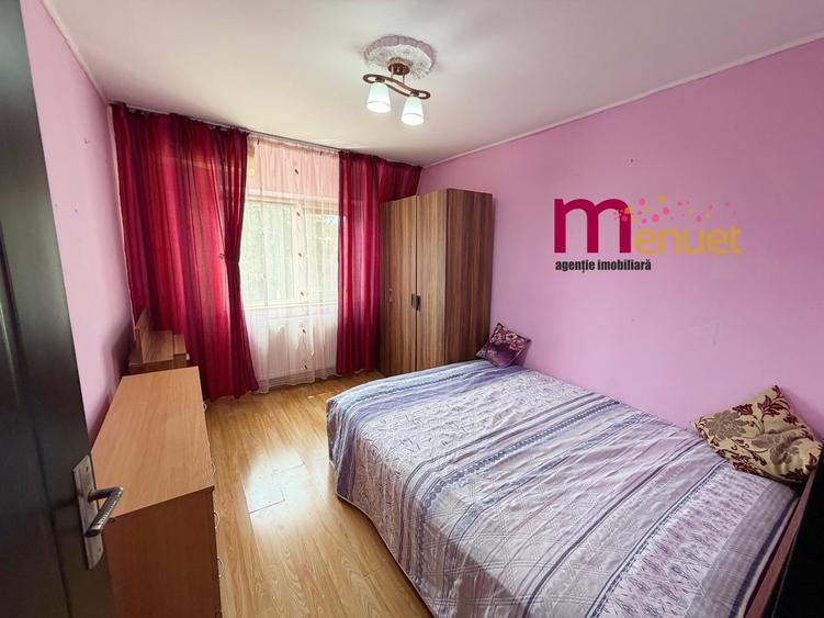 Apartament 3 camere,zona E3,etaj 2