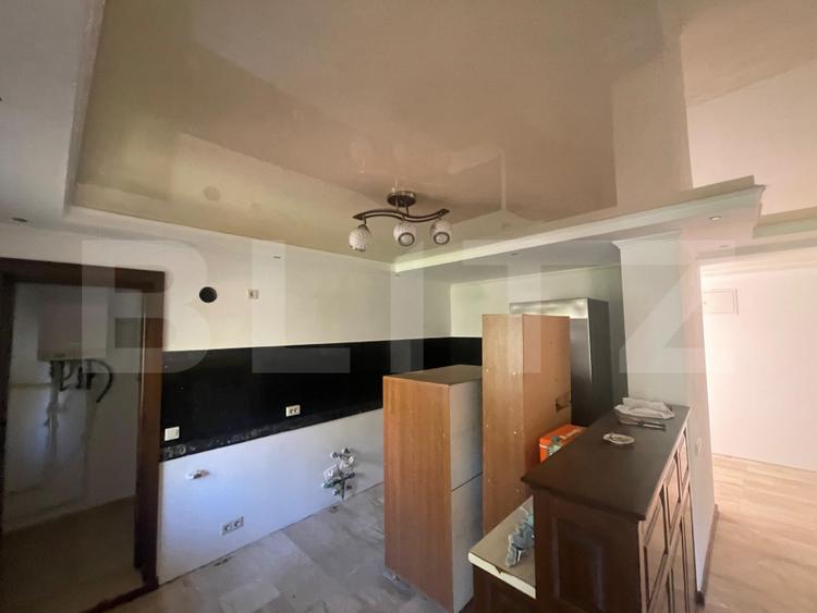 Apartament cu 4 camere, 111 m balcon de 20 mp si loc de parcare, Zalau