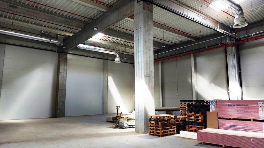 Spatiu depozitare zona Drumul intre Tarlale /Industriilor 992 mp