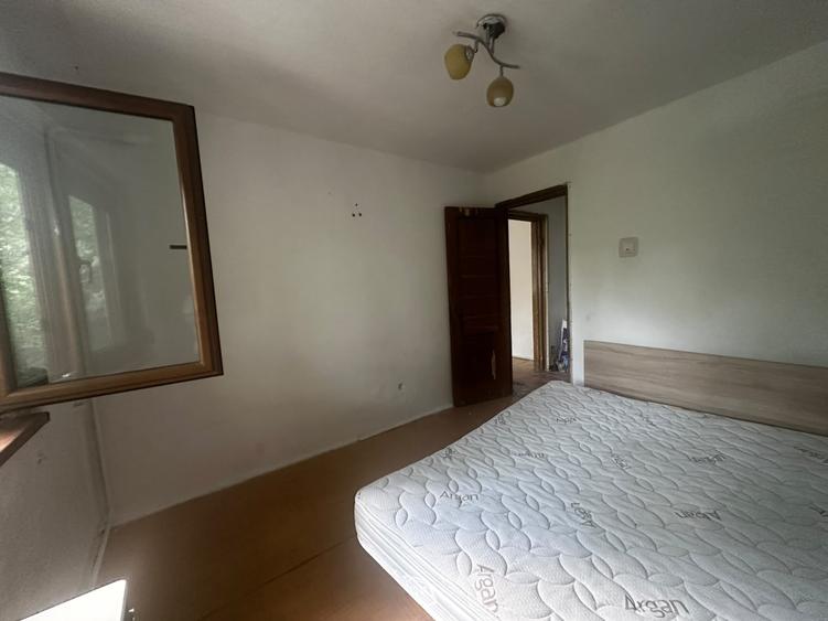 Etaj 2 - Apartament 3 camere confort 2, zona Viziru 1.