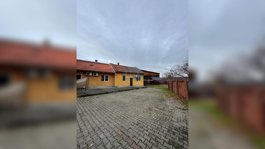 Spațiu de închiriat pentru birouri Piața Abator
