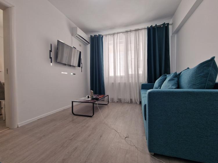 Mamaia Nord(Leon Beach)- 2 camere decomandate mobilat-utilat-98.000euro
