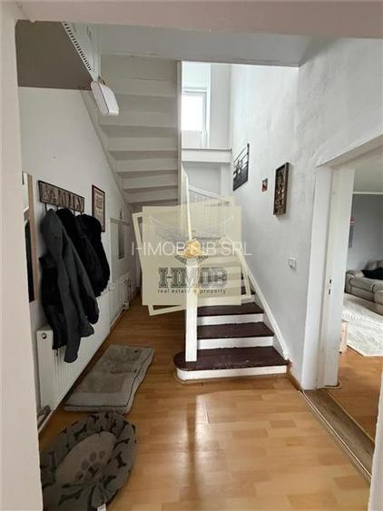 Casa cu 6 camere 2 bai si 1030 mp teren in Viile Sibiului - 13