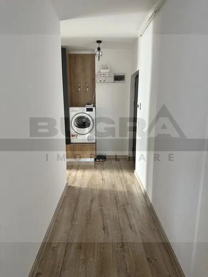 Apartament 2 camere, etaj intermediar, parcare, zona Frunzisului