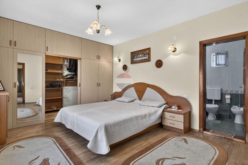Casă/Spatiu comercial  si teren 422 mp de inchiriat zona Uta