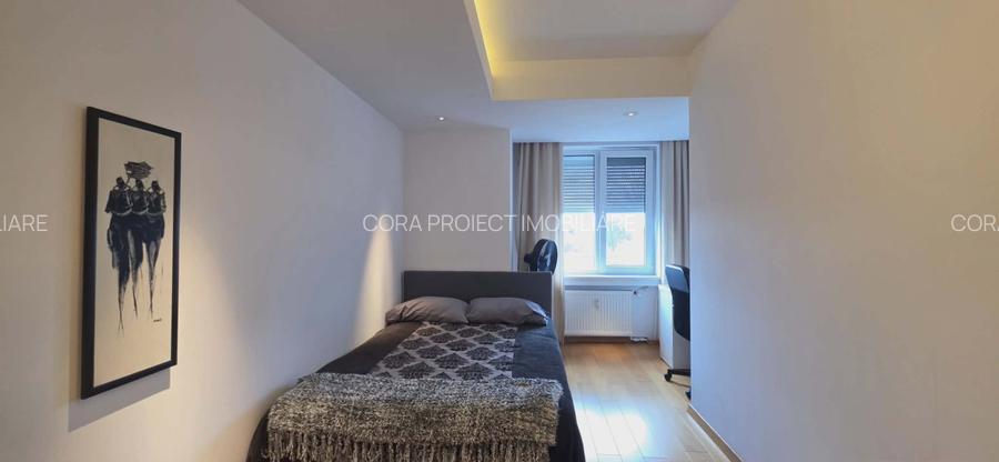 Apartament exclusivist 4 camere de vânzare, central, pietonal/str. Republicii - 15