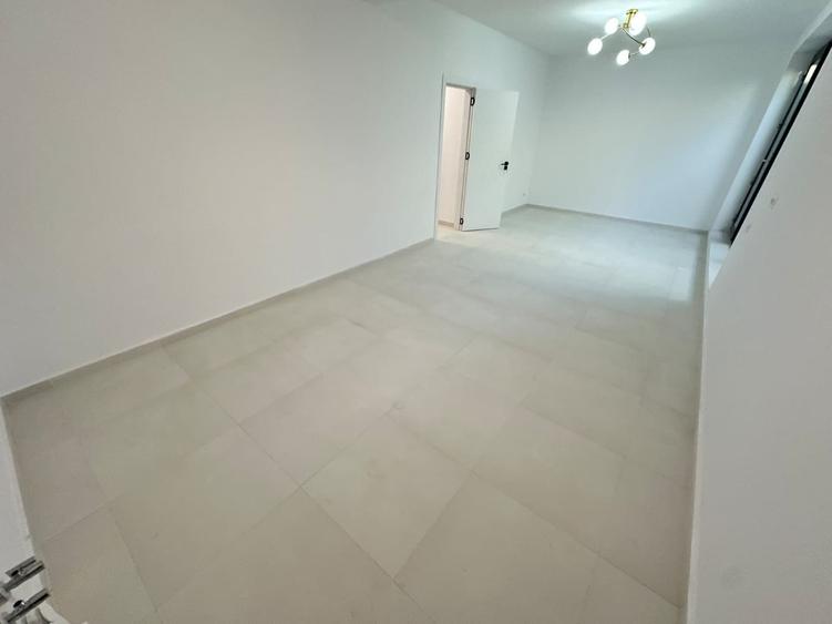 CASE INDIVIDUALE DOMNESTI - 6 CAMERE, GARAJ, PANOURI SOLARE, COMIS 0%