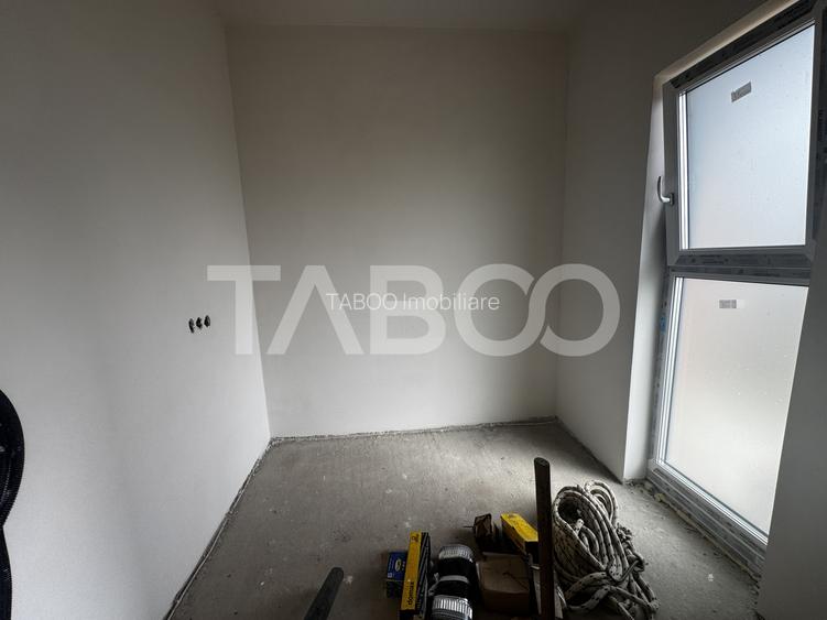 Casa individuala cu 5 camere carport si teren 478 mp Sura Mica Sibiu - 3