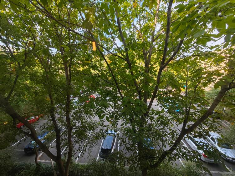 Apartament 3 camere, Militari Uverturii (spate la Teatrul Masca)