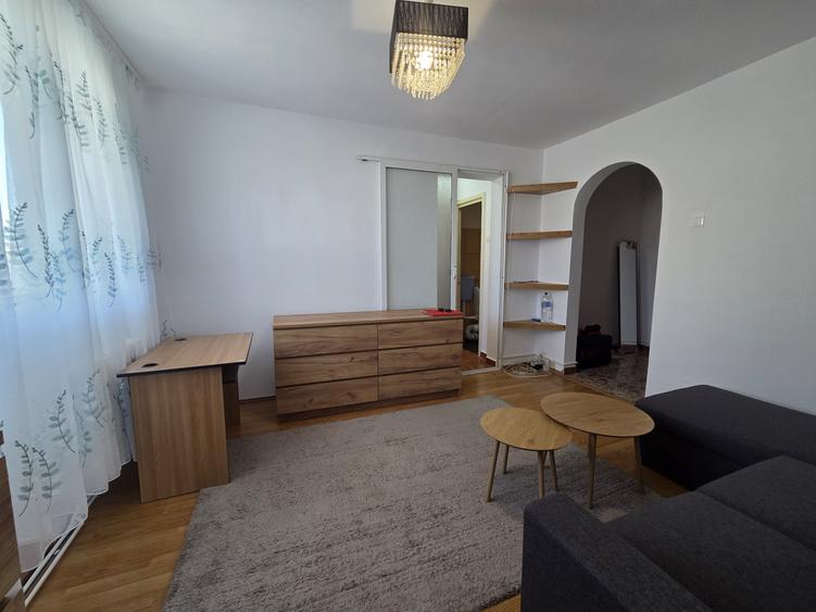 De inchiriat apartament 2 camere-Alexandru cel bun, Statia Familial