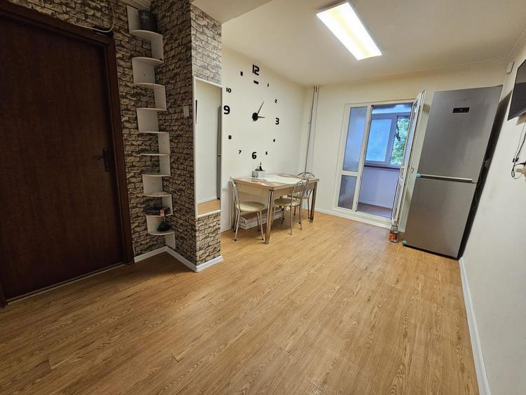 | Apartament 3 camere - Dumbrava Noua- Parcare |