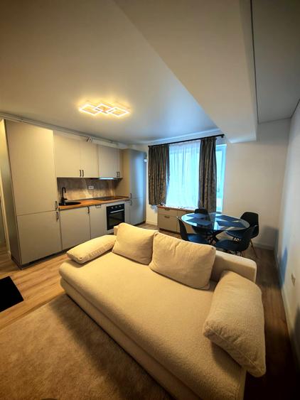 Studio Aparatorii Patriei | 6' metrou | parcare acoperita | Mobilat