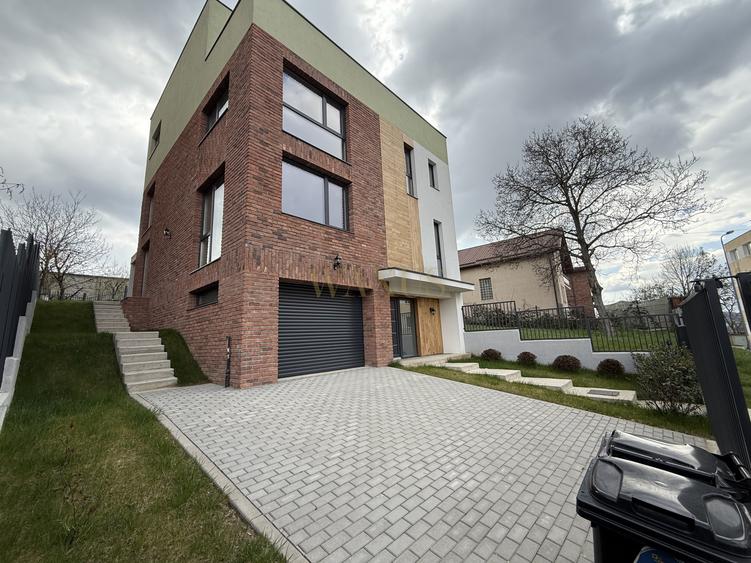 Casa Individuală - SU 240MP | ST 300MP | Terasa Panoramică - Gruia