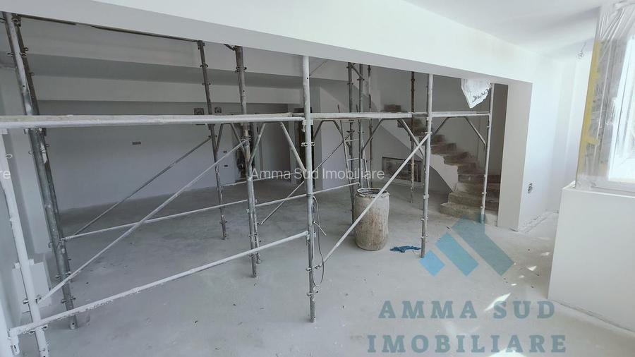 Penthouse 4 camere - 186.8 mp total utili - Metrou Berceni la 500 m - 9