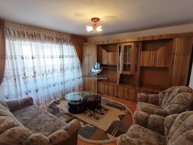 Apartament 2 camere, etaj 2, zona Bradet / Scoala 2