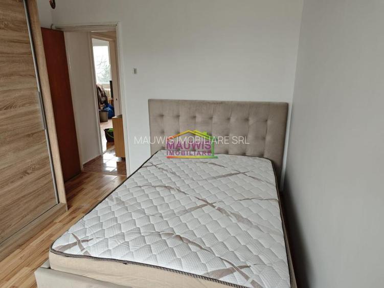 Vand apartament 3 camere Piata Straduintei - Niculitel - 3