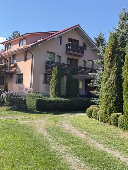 Vilă 400 mp + 3600 mp teren, Dorna Candrenilor