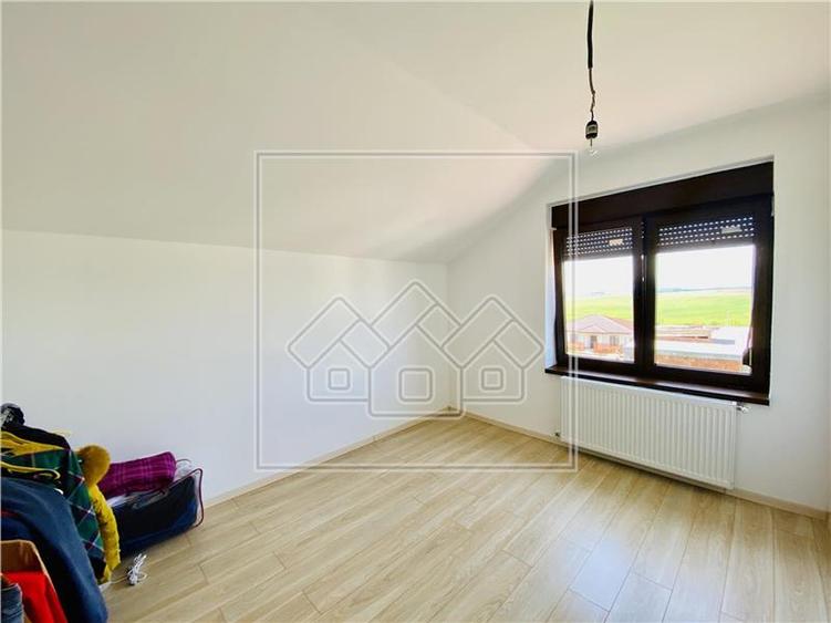 Casa individuala in Bavaria, 5 camere, 2 bai, 135 mp utili