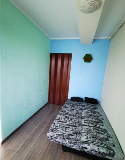 Doua camere.La asfalt. Mobilat. Zona Hotelului IQ.