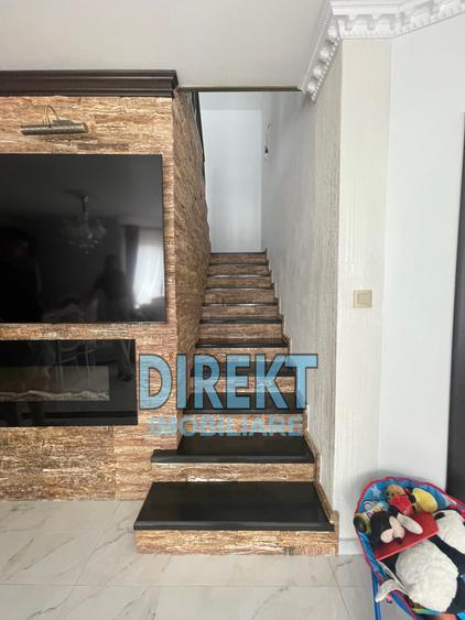 Casa de vanzare + teren, localitatea Dumitra