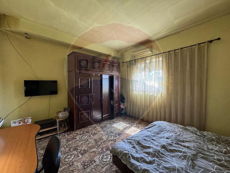 Vanzare casa în zona Sega-teren 450mp pozitionare excelenta / pe colt