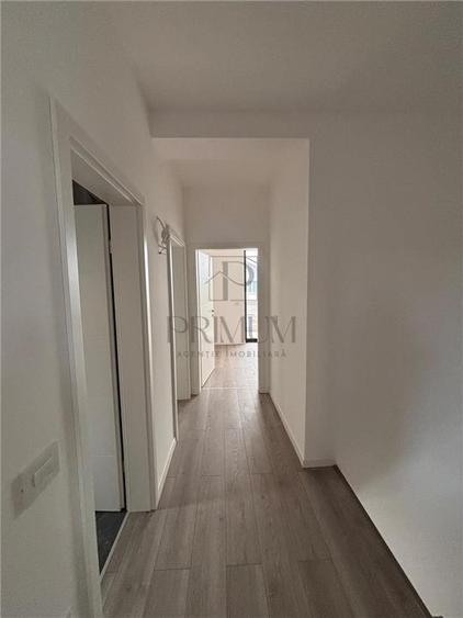 Duplex modern - asfalt - living mare - bucatarie inchisa