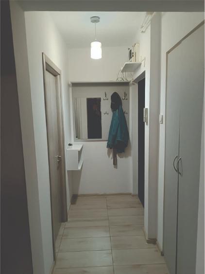 Inchiriez apartament
