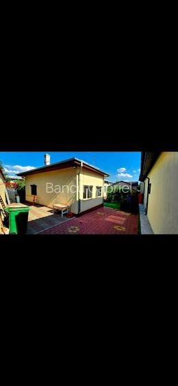 CASĂ RENOVATĂ – DOBROEȘTI, CARTIERUL FLORILOR 350 mp teren | 80.65 mp utili la p - 10