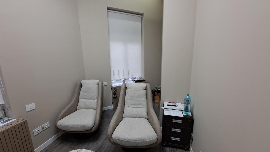 BUSINESS LA CHEIE IN VILA RENOVATA - CLINICA STOMATOLOGICA