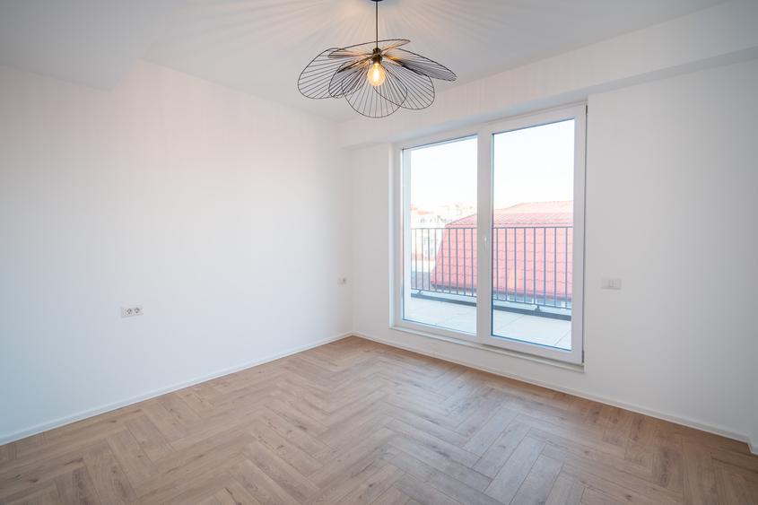 APARTAMENT 3 CAMERE + BALCON 41MP - ZONA MOSILOR - COMISION 0%