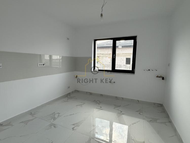 Casa Noua P+Pod, Clinceni, Teren 400 mp, Placa Beton, Comision 0%